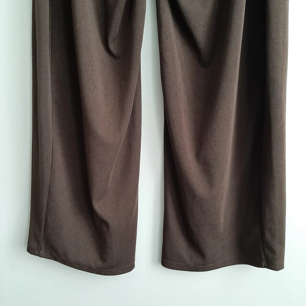 Halara Dark Brown Wide Leg Comfort Pants Size Medium
